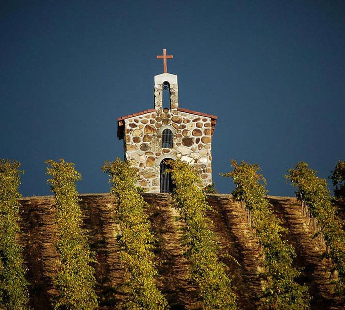 The chapel and surrounding rows